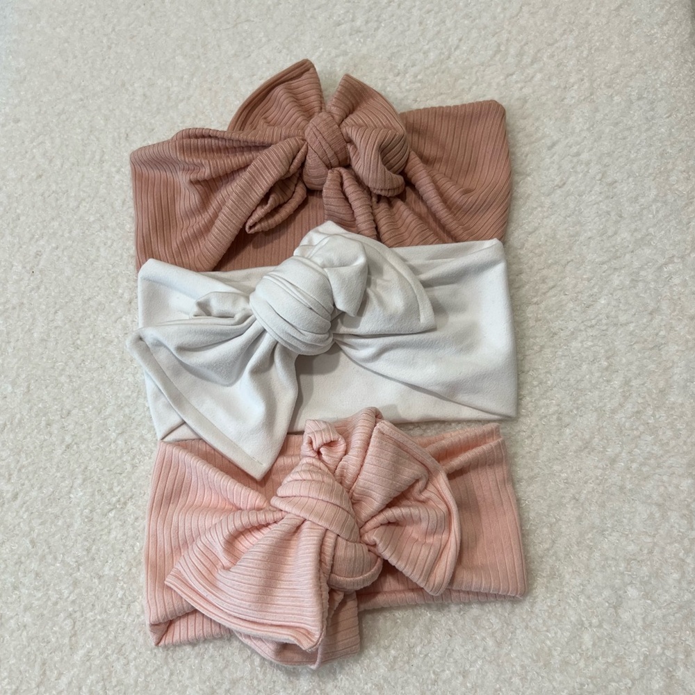Harper and Remi Baby Bow Set